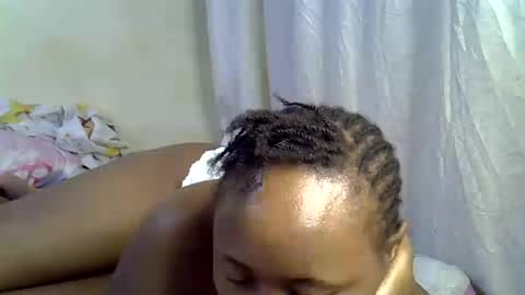 sassy_bella online show from August 1, 4:18 am