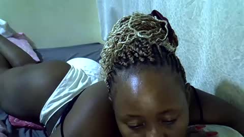 sassy_bella online show from August 4, 3:20 pm
