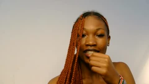 liya online show from August 7, 11:38 pm