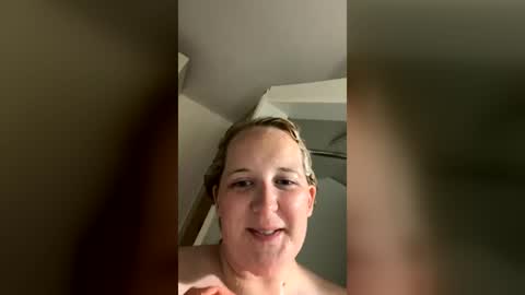 sassy savage543 online show from August 5, 8:40 pm