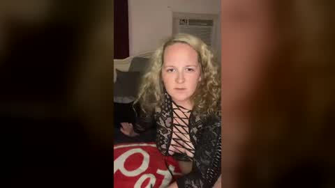 sassy savage543 online show from August 18, 4:57 pm