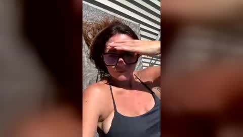 sassynsweetmilf online show from June 20, 5:35 pm