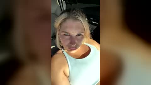 sassysquirtsmmm online show from July 6, 11:08 pm