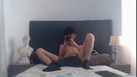 sasuke_bigcock online show from July 30, 1:29 pm