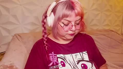 Gina George online show from July 26, 12:26 am