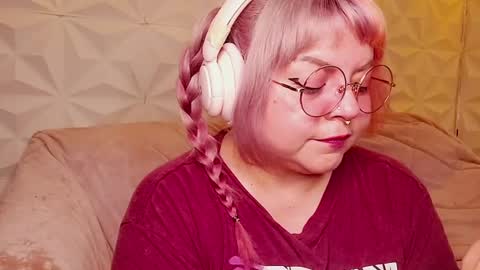 Gina George online show from July 26, 1:32 am