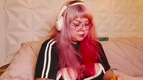 Gina George online show from July 27, 1:22 am