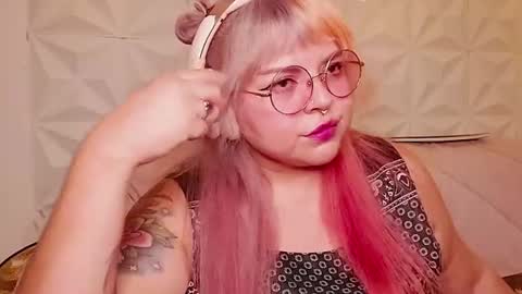 Gina George online show from July 30, 12:07 am