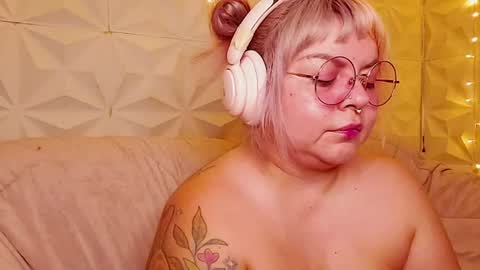 Gina George online show from August 3, 1:56 am