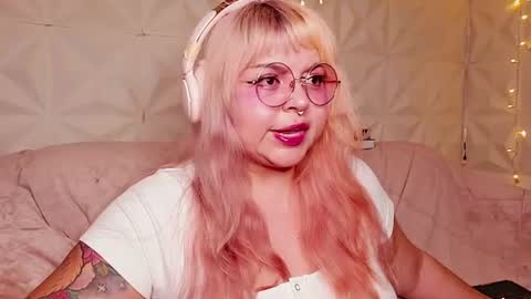 Gina George online show from August 8, 1:05 am