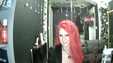 SaucySky online show from August 7, 12:32 am