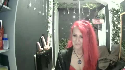 SaucySky online show from August 11, 12:01 am