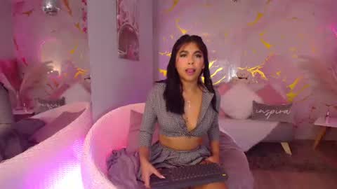 sauvage lia  online show from August 13, 10:51 am