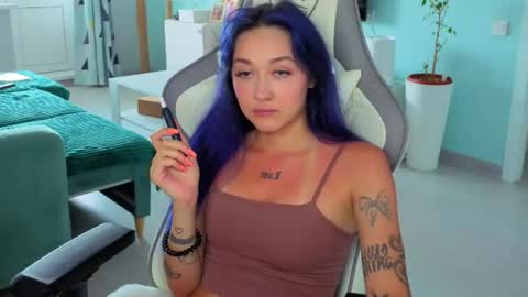 Ariel online show from August 6, 3:16 am