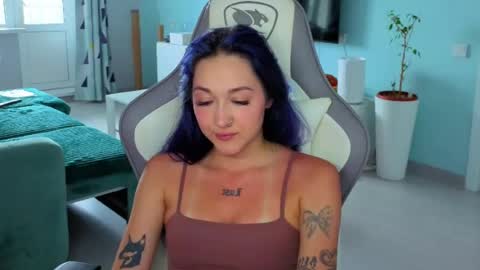 Ariel online show from August 6, 4:22 am