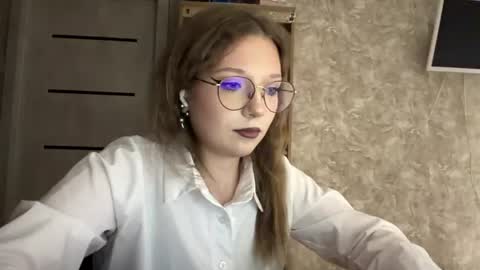 Eva online show from August 13, 6:33 pm