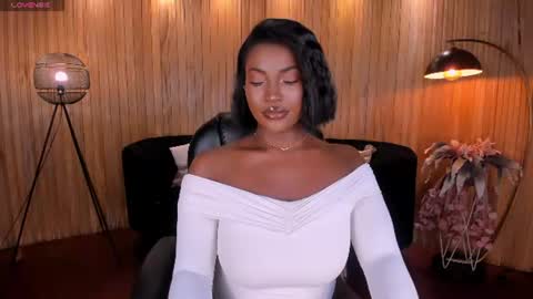 S a v a n n a h  online show from August 9, 3:46 pm