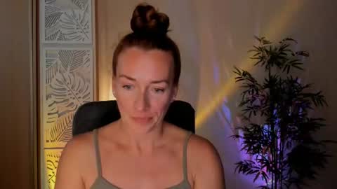 save the qween online show from July 31, 12:22 pm