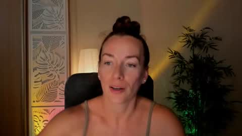 save the qween online show from July 31, 1:28 pm