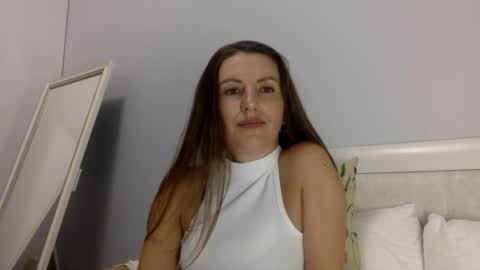 savionna online show from August 9, 10:22 pm