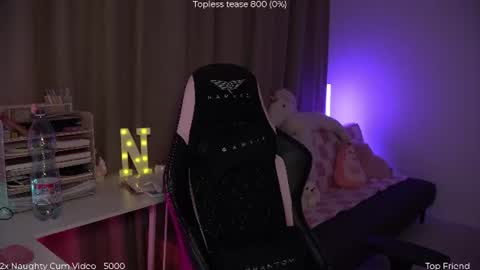 Naomi online show from July 20, 6:55 pm