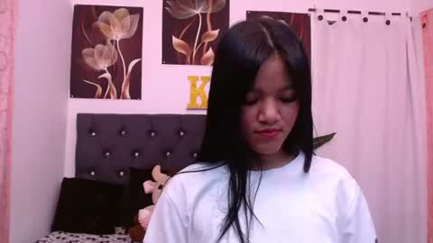 saykimmy online show from July 30, 3:03 am