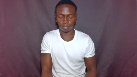 saylich online show from August 12, 10:12 pm