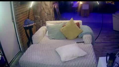 Hotcoupletv online show from April 17, 12:01 pm