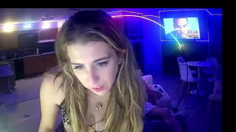 Hotcoupletv online show from April 27, 10:33 am