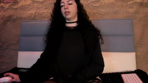 SCARLATTA DESIRE online show from July 31, 3:46 am