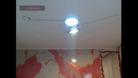 scarlet378580 online show from July 10, 6:46 pm