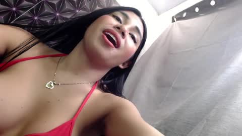 scarlet_111 online show from August 14, 11:08 pm