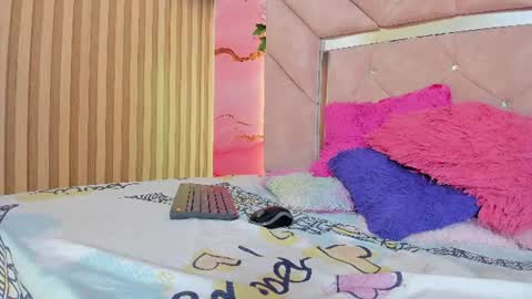 scarlet__moon_ online show from August 12, 8:38 am