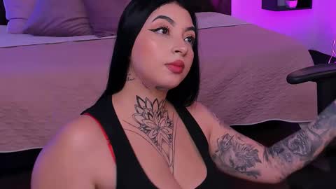 scarlet_ceretti1 online show from March 1, 2:08 am