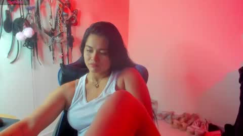 scarlet taylor kennedy online show from August 7, 10:43 pm