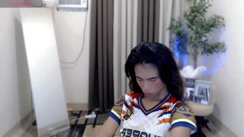 Scarlet online show from July 15, 10:49 am
