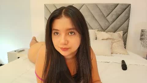 scarlet_queen7 online show from August 12, 3:58 pm