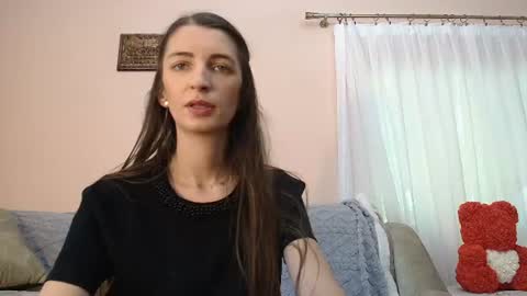 Scarlet online show from June 18, 9:42 am