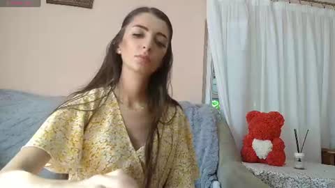 Scarlet online show from July 14, 3:25 pm
