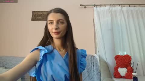 Scarlet online show from July 27, 2:00 pm