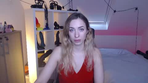 Mistress Sophie online show from July 22, 4:53 pm