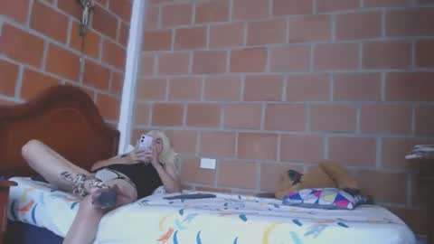 scarlet_taylor32 online show from August 2, 4:25 pm