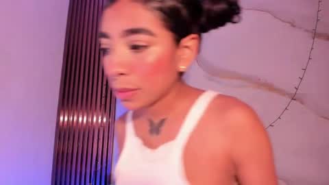 scarlet_vixen_ online show from August 11, 11:56 am
