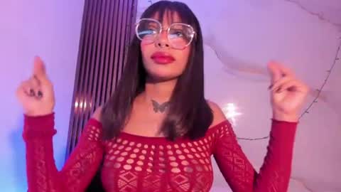 scarlet_vixen_ online show from August 16, 12:42 pm