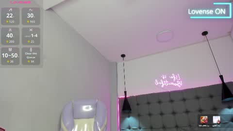 scarlet online show from August 14, 12:09 pm