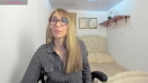 scarletfs online show from August 11, 1:46 pm