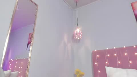 Scarlet  online show from August 1, 11:38 am