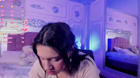  Scarlett  online show from August 8, 9:53 am
