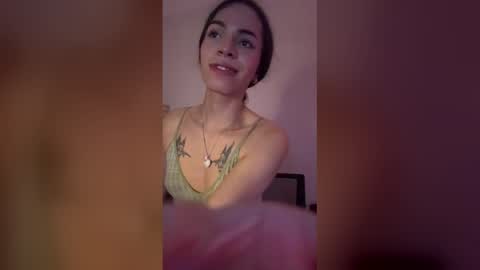 Scarlet online show from August 13, 8:39 am