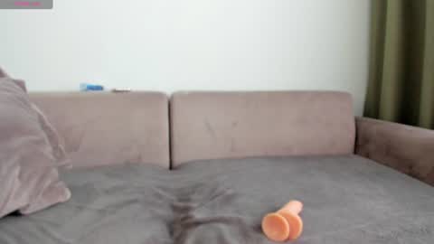 scarlett23xxx online show from July 24, 5:43 am